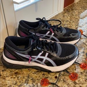 ASICS Gel-Nimbus 21 Running Shoes